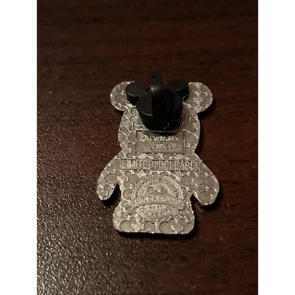 Disney Vinylmation Tiki Mouse Mystery Urban Series 2 Pin - Picture 3 of 4